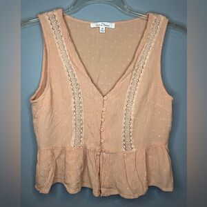 Love Tree Women's Cropped Top Size M Medium Peach Coral Lace Sleeveless